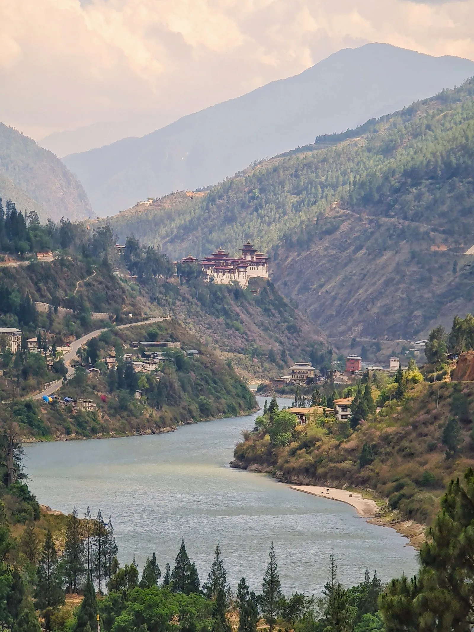 Wangdue Phodrang Dzong on its ridge above the river