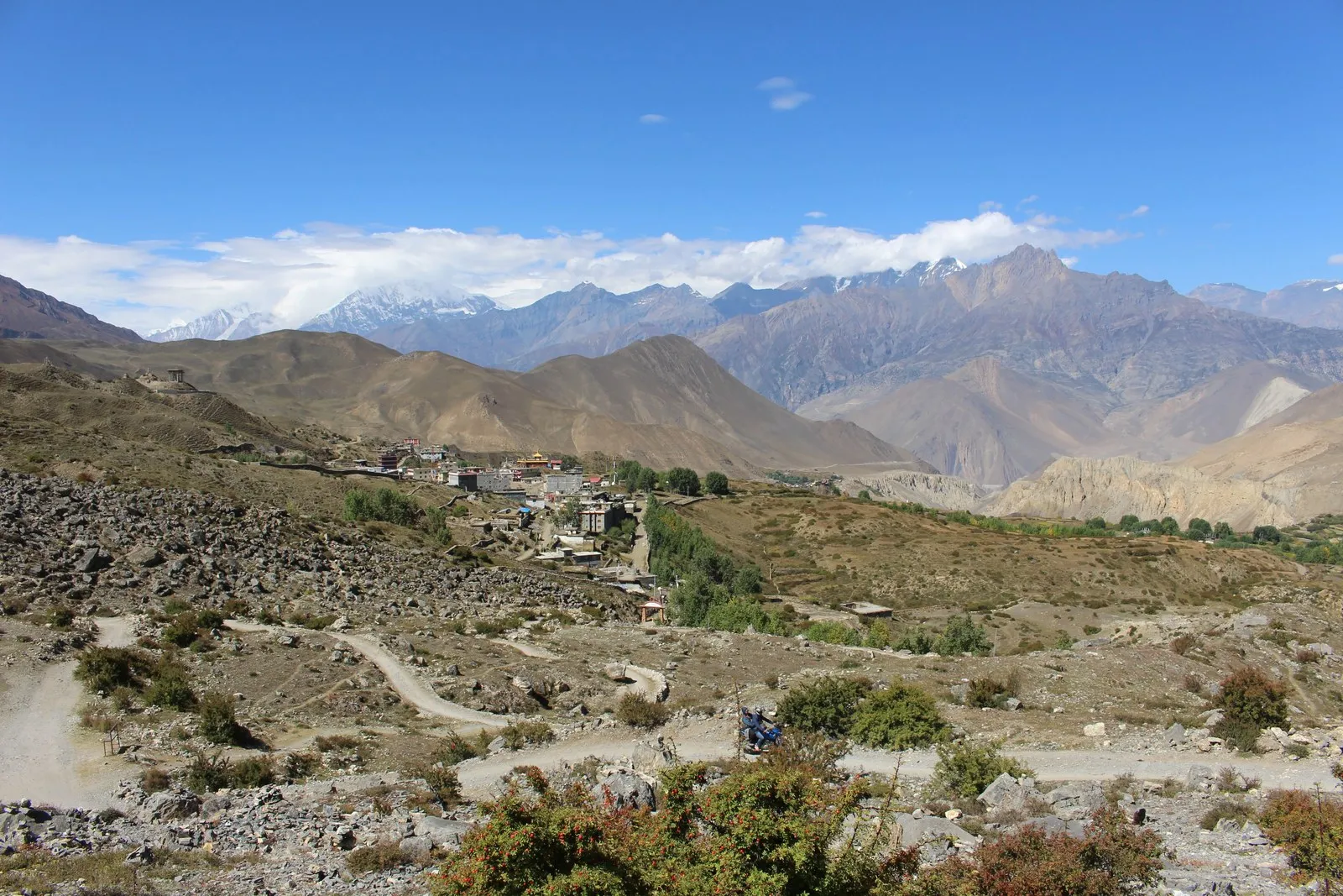 The high, dry valley at Muktinath under a clear autumn sky