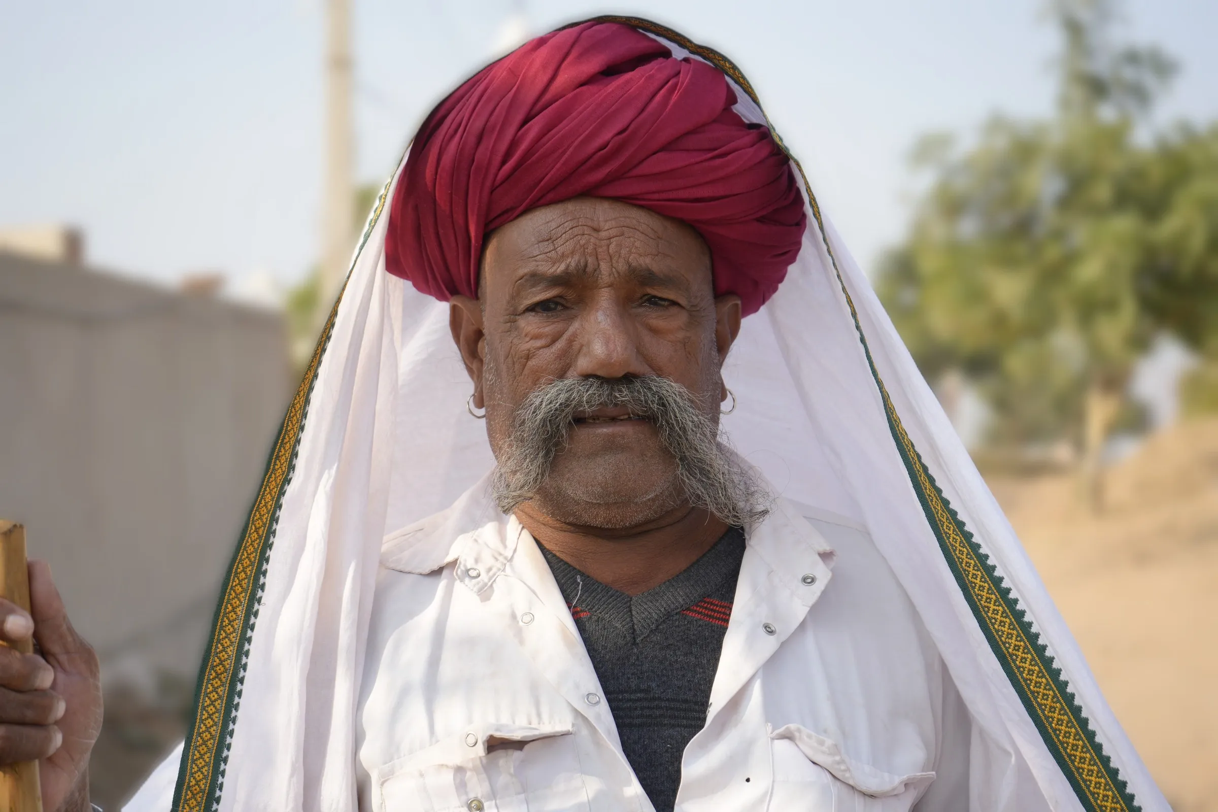 An elder in a maroon turban and white shawl, Jodhpur